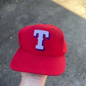 Vintage MLB Texas Rangers Baseball Hat